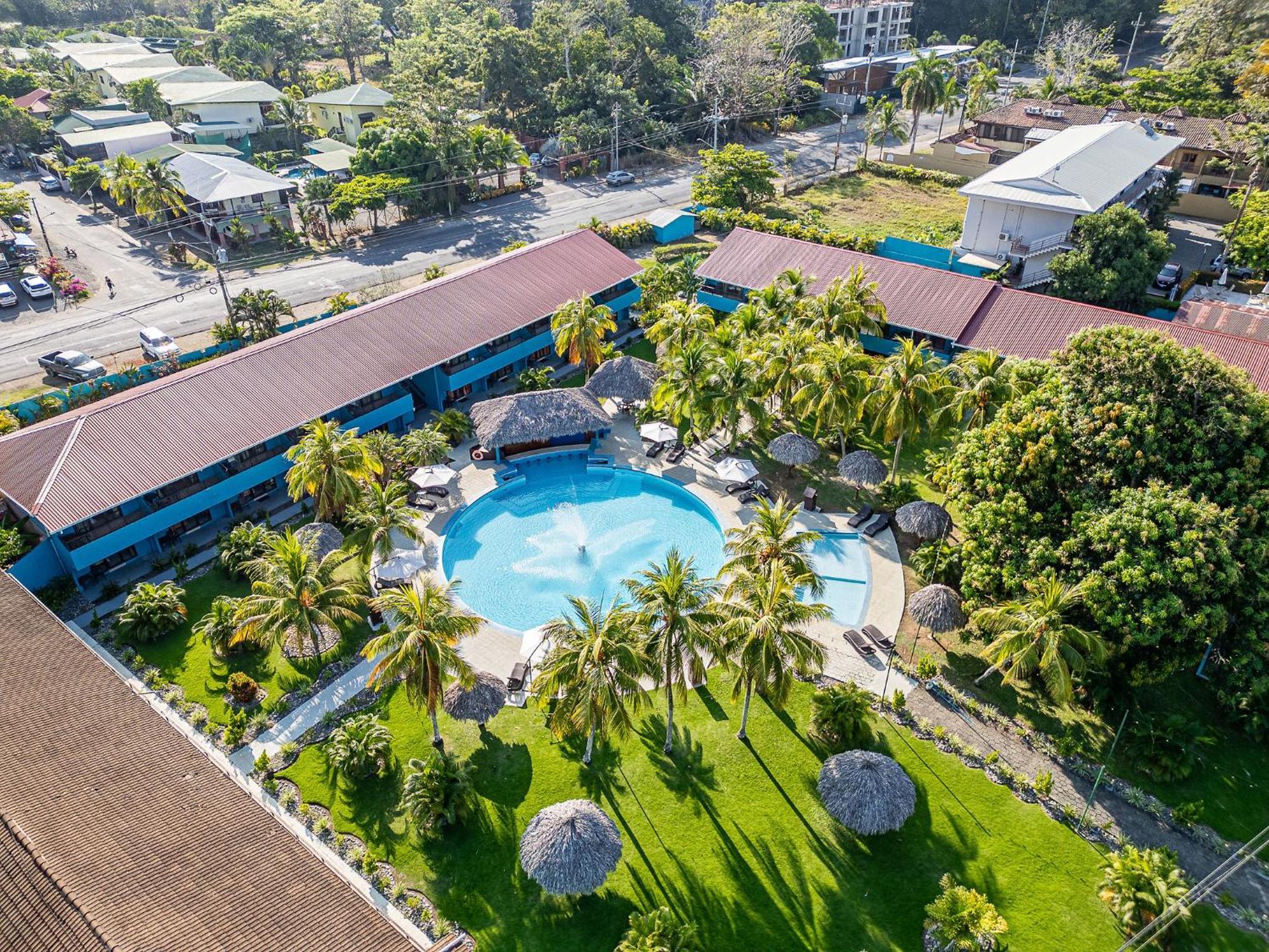 Beach Break Resort & Cr Surf Camp Jacó Eksteriør billede