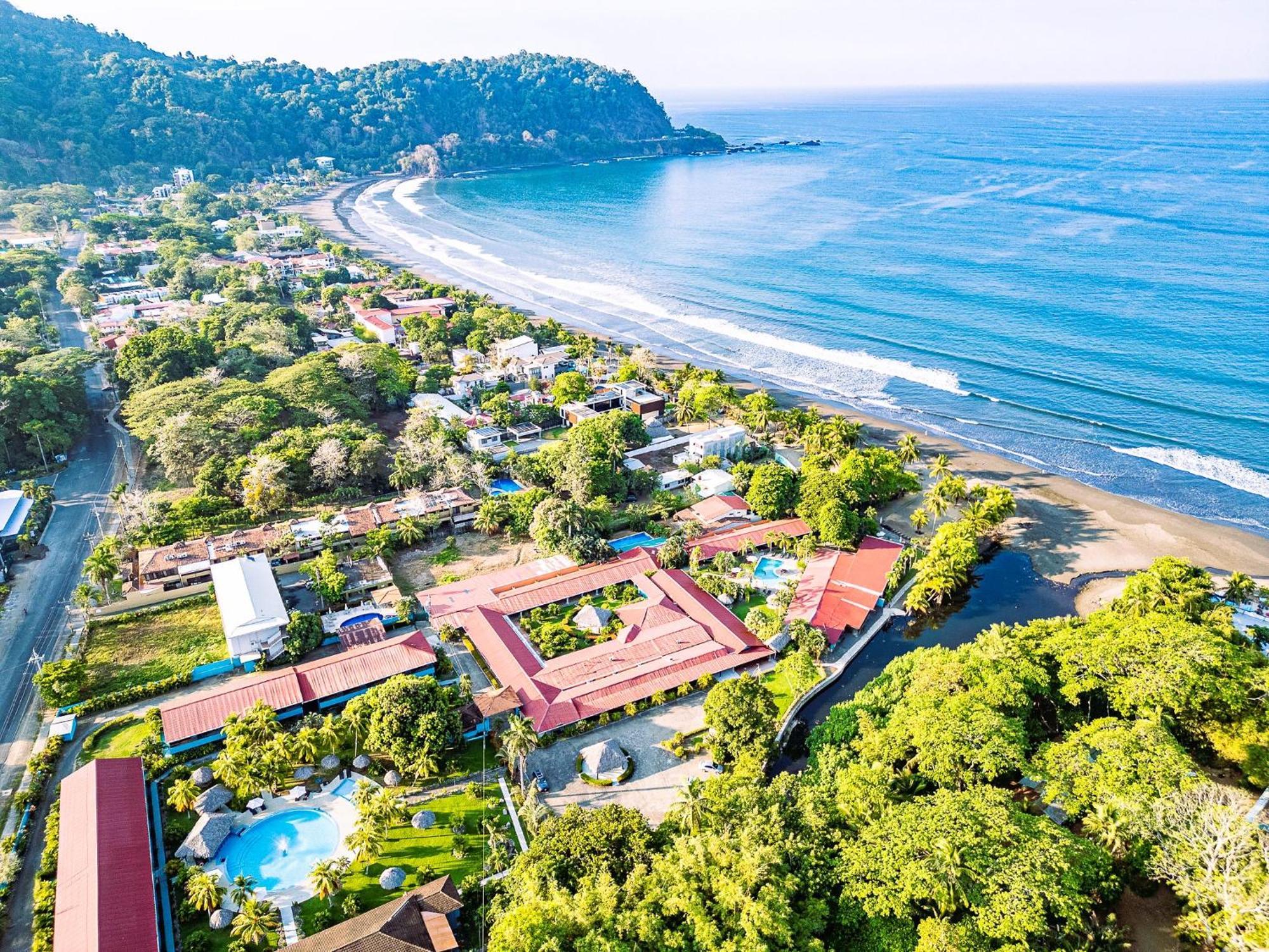 Beach Break Resort & Cr Surf Camp Jacó Eksteriør billede