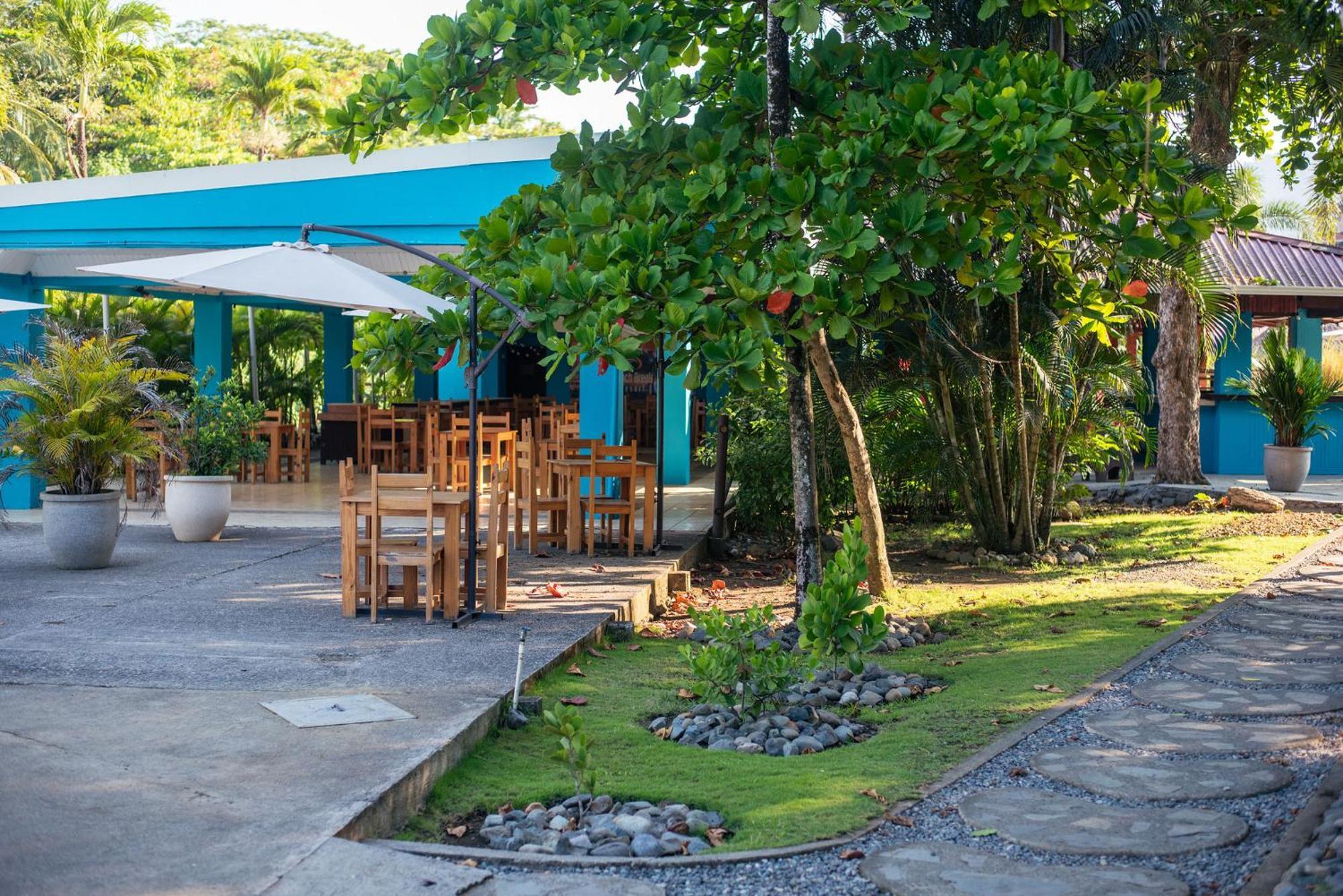Beach Break Resort & Cr Surf Camp Jacó Eksteriør billede